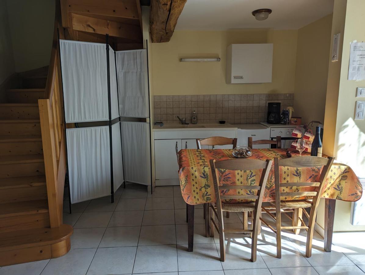 Domaine Viticole Philippe Deschamps Bed and Breakfast Beaujeu  Exteriör bild