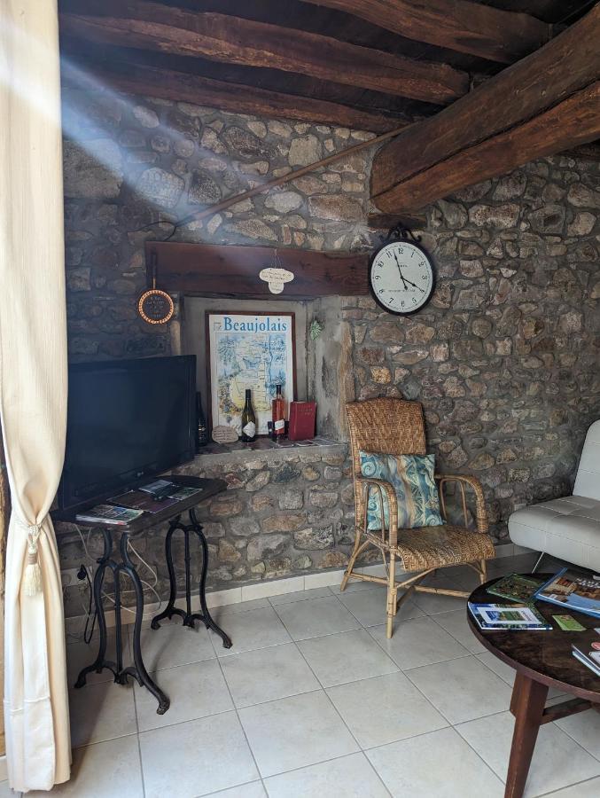 Domaine Viticole Philippe Deschamps Bed and Breakfast Beaujeu  Exteriör bild